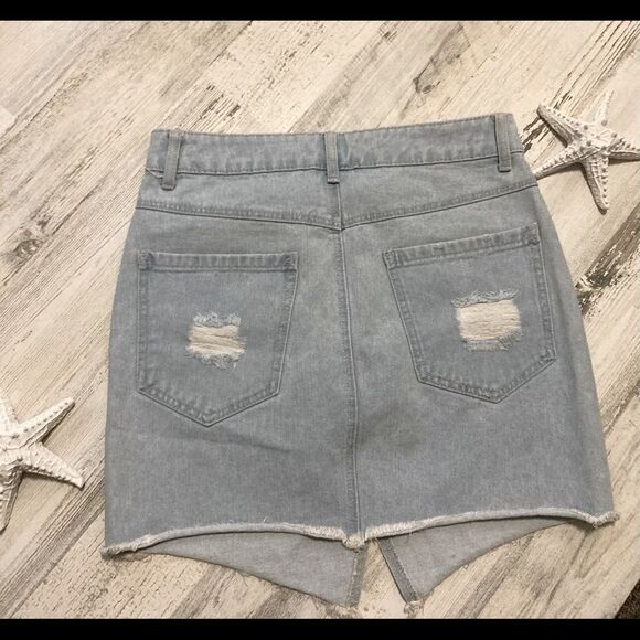 Forever 21 Denim jean skirt - Picture 4 of 6